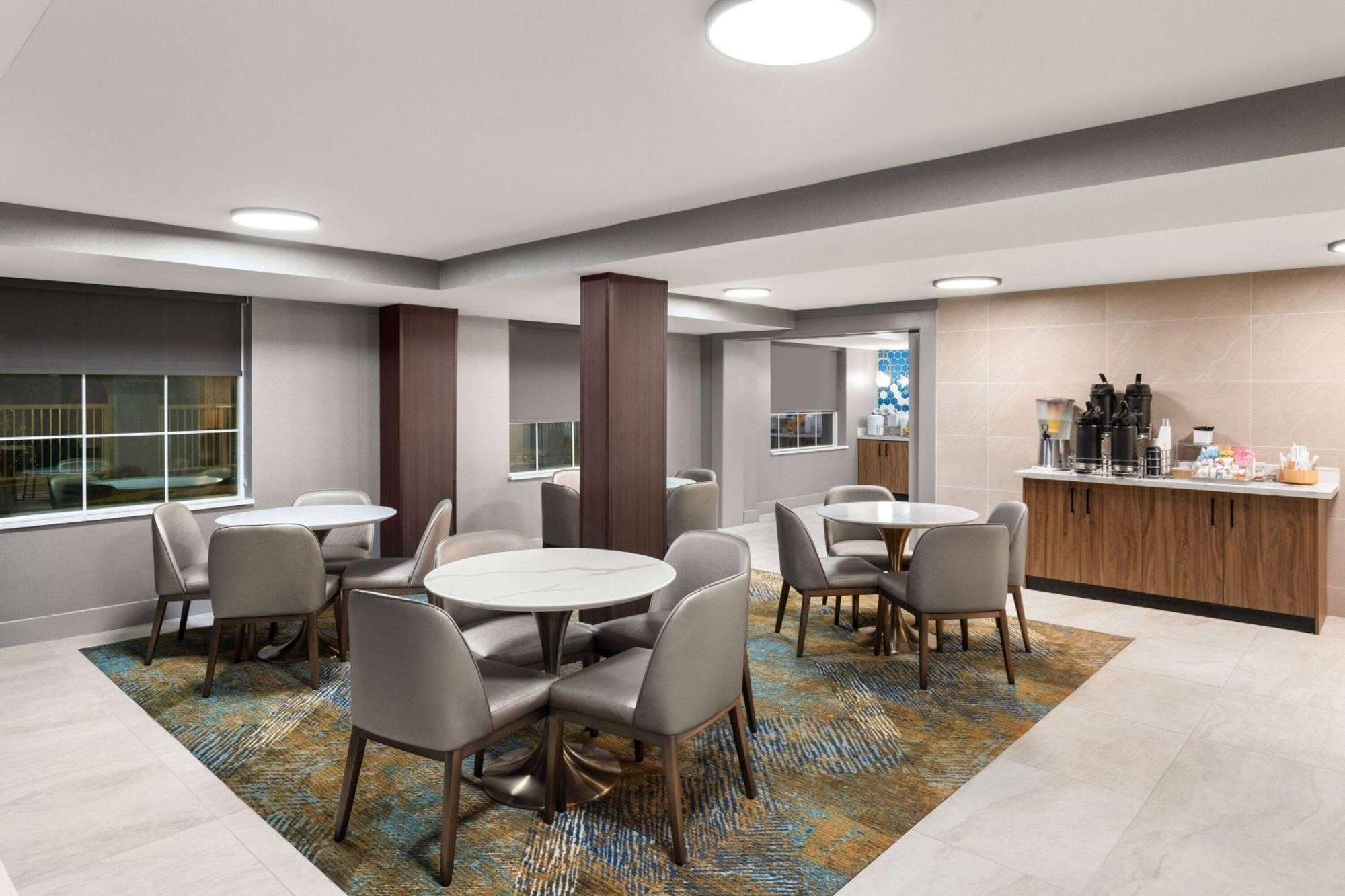 La Quinta By Wyndham Knoxville Central Papermill Exterior foto